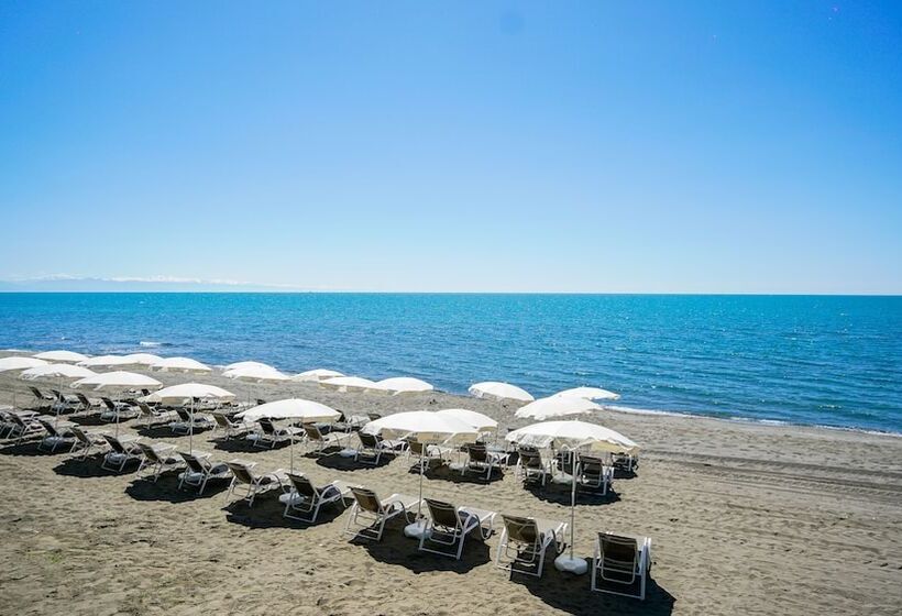 هتل Grigoleti Beach Resort, Trademark Collection By Wyndham