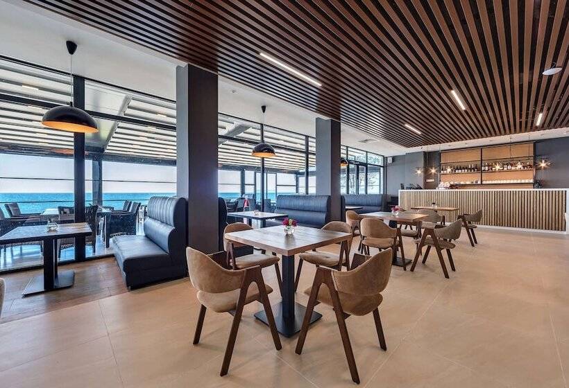 هتل Grigoleti Beach Resort, Trademark Collection By Wyndham