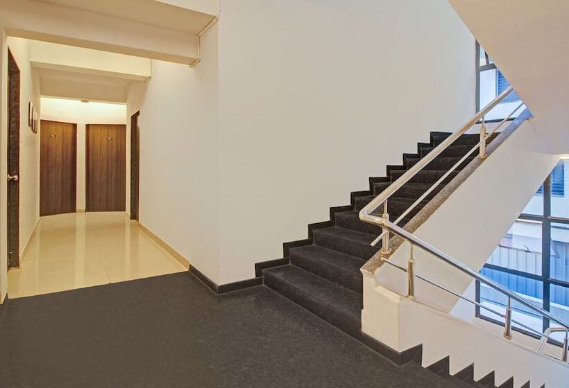 בית מלון כפרי Itsy By Treebo  Aura Homes