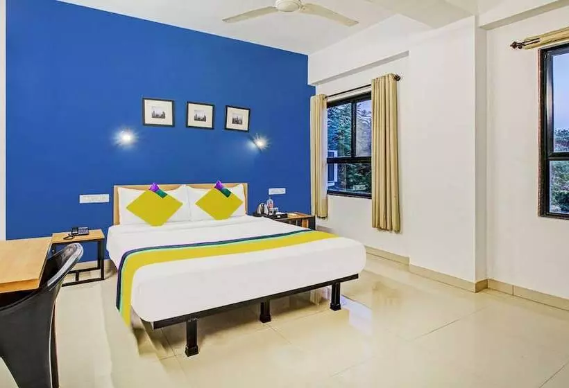 Hotelli Itsy By Treebo  Aura Homes