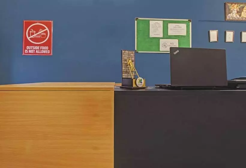 Hotelli Itsy By Treebo  Aura Homes