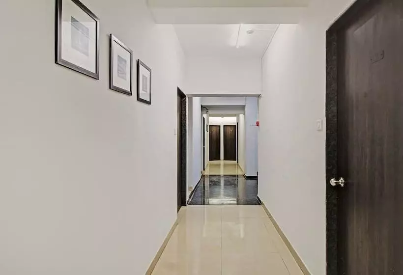 Hotelli Itsy By Treebo  Aura Homes