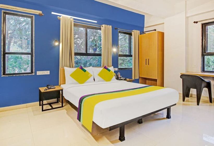 בית מלון כפרי Itsy By Treebo  Aura Homes