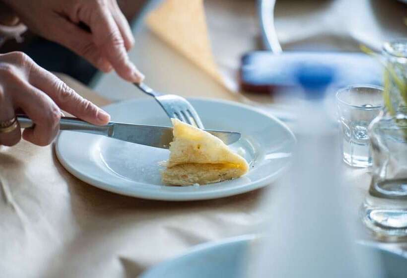 בית מלון כפרי Livikon By The Sea