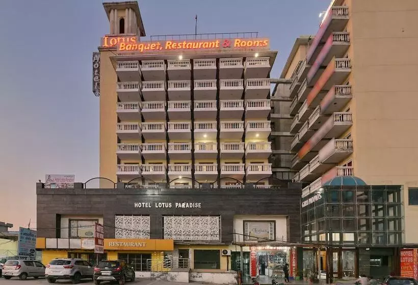 Hotelli New Lotus Paradise