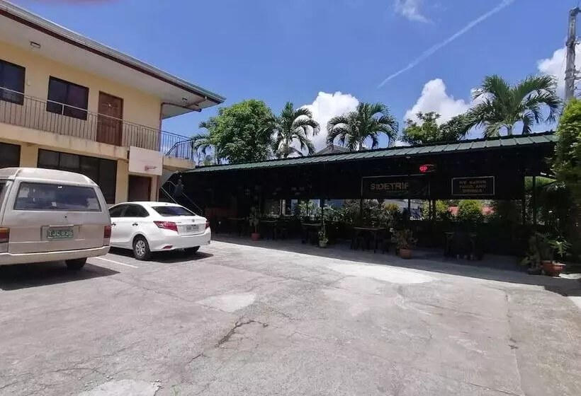 Hotelli Oyo 879  Lauriens Budget  2