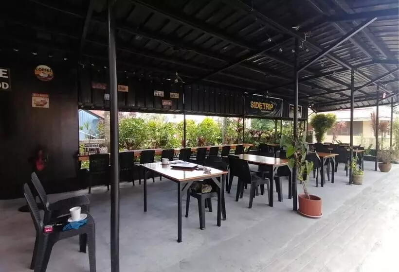 Hotelli Oyo 879  Lauriens Budget  2