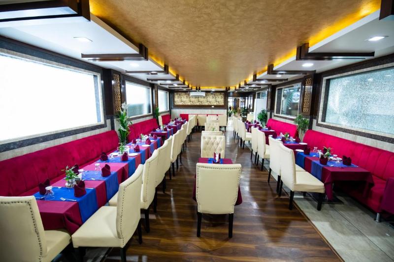 هتل The Fern Residency Katra