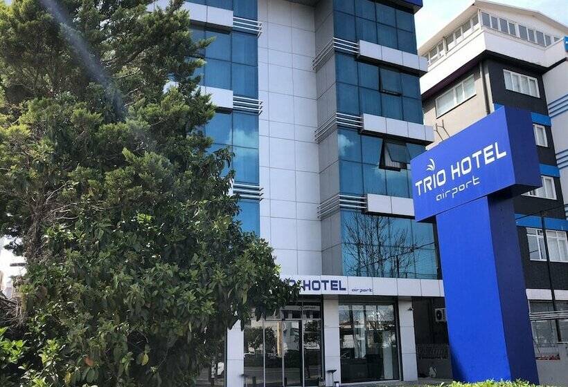 Tri̇o Hotel Airport