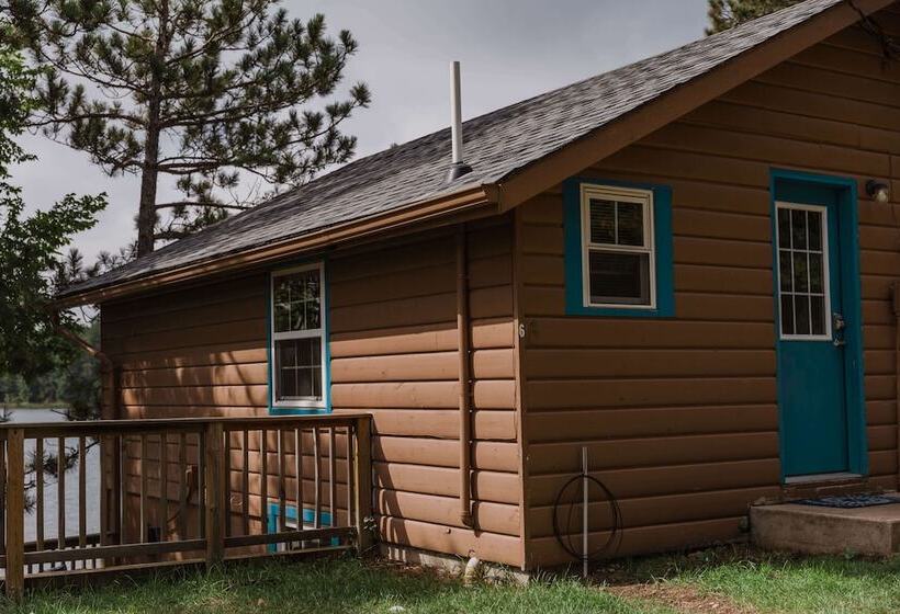 فندق Walters Resort On Lake Ida