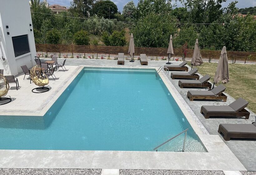 Kimiro Hotel Tsilivi