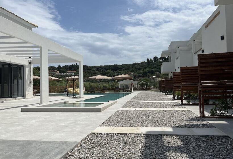 Kimiro Hotel Tsilivi