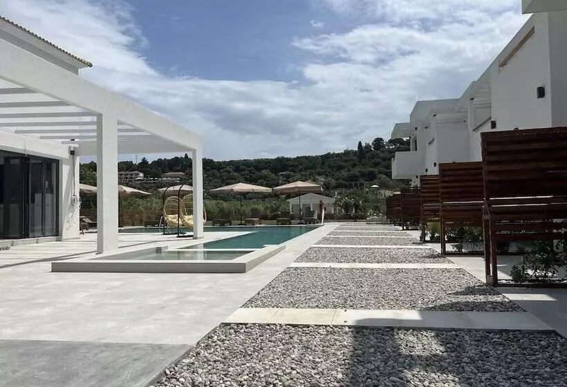 Kimiro Hotel Tsilivi