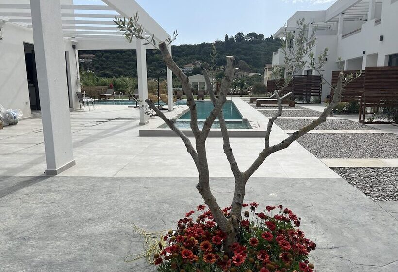 Kimiro Hotel Tsilivi