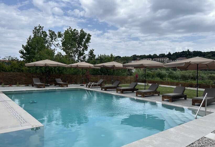 Kimiro Hotel Tsilivi