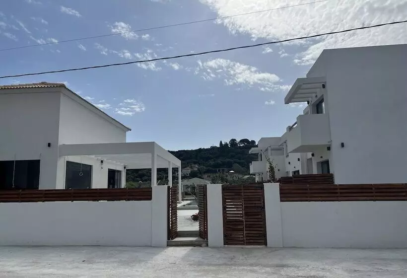 Kimiro Hotel Tsilivi