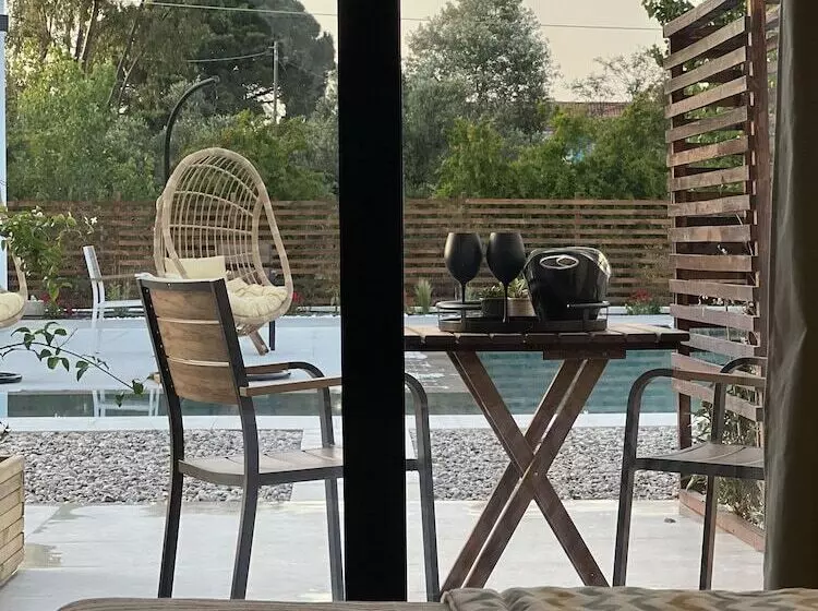 Kimiro Hotel Tsilivi