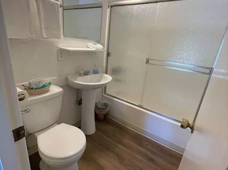 Motelli Riverfront Lodging