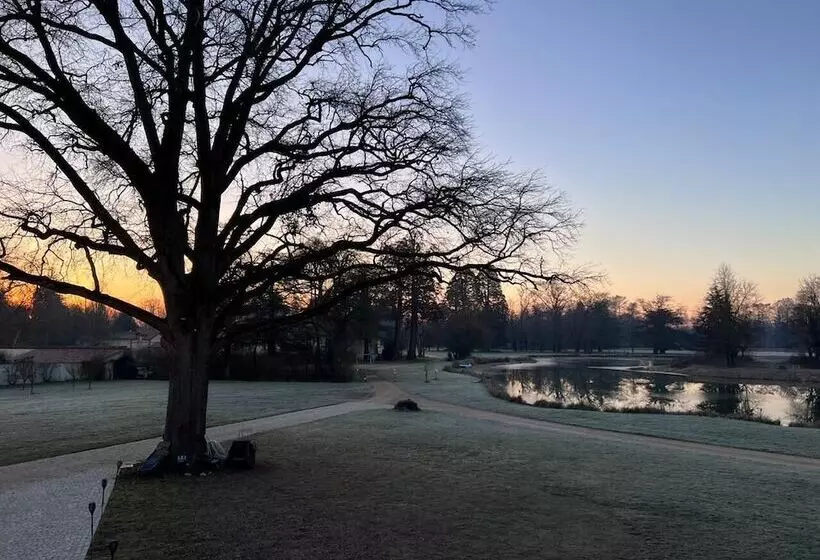 Majatalo Orangerie De Chatel Sélection Figaro & Elle Magazine