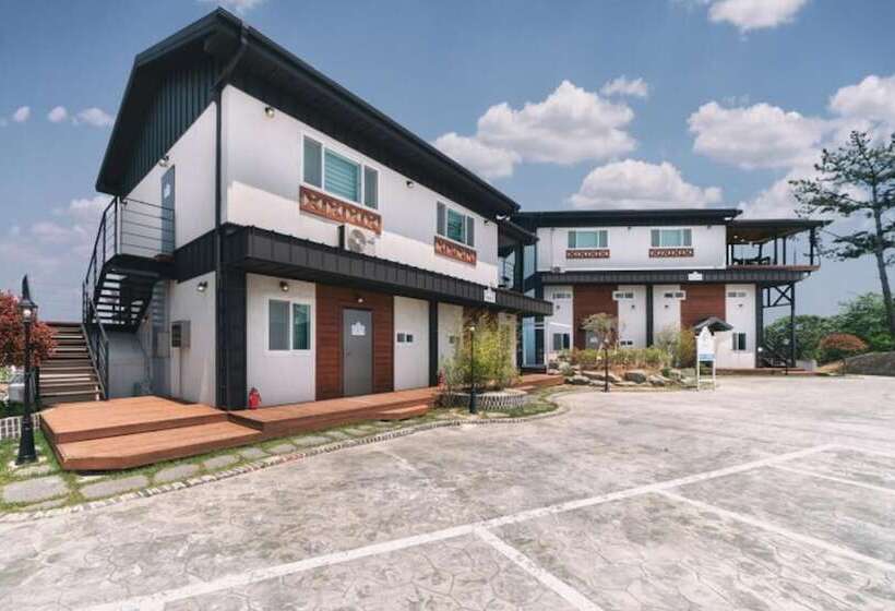 Sacheon Haewoolim Pension