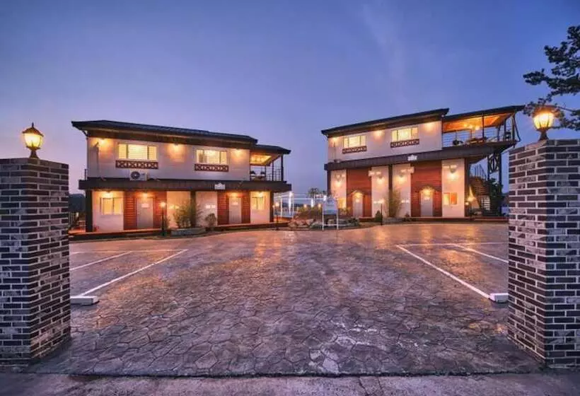 Sacheon Haewoolim Pension