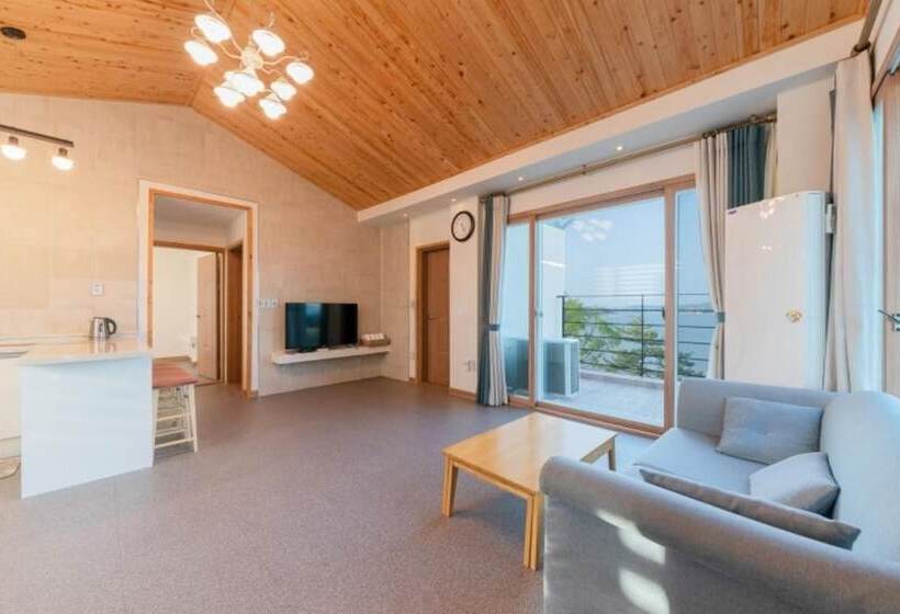 Sacheon Haewoolim Pension