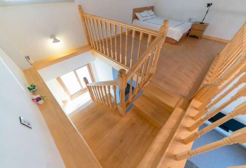 Sacheon Haewoolim Pension