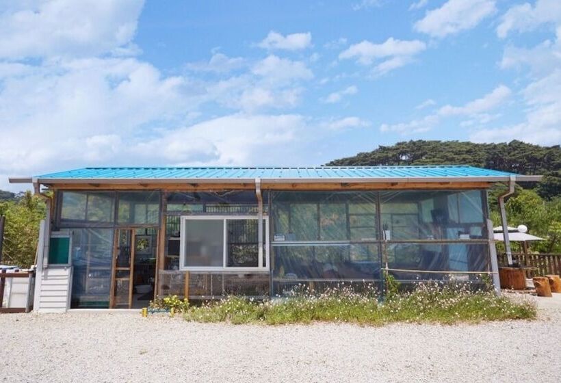 Taean Songjuk Gaheon Pension