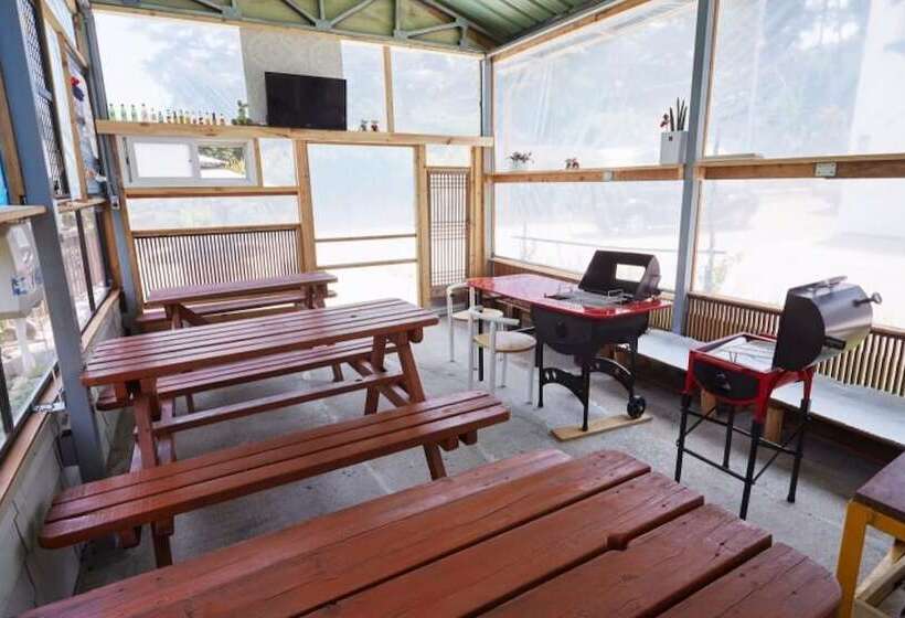 Taean Songjuk Gaheon Pension