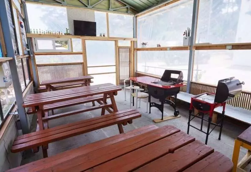 Taean Songjuk Gaheon Pension