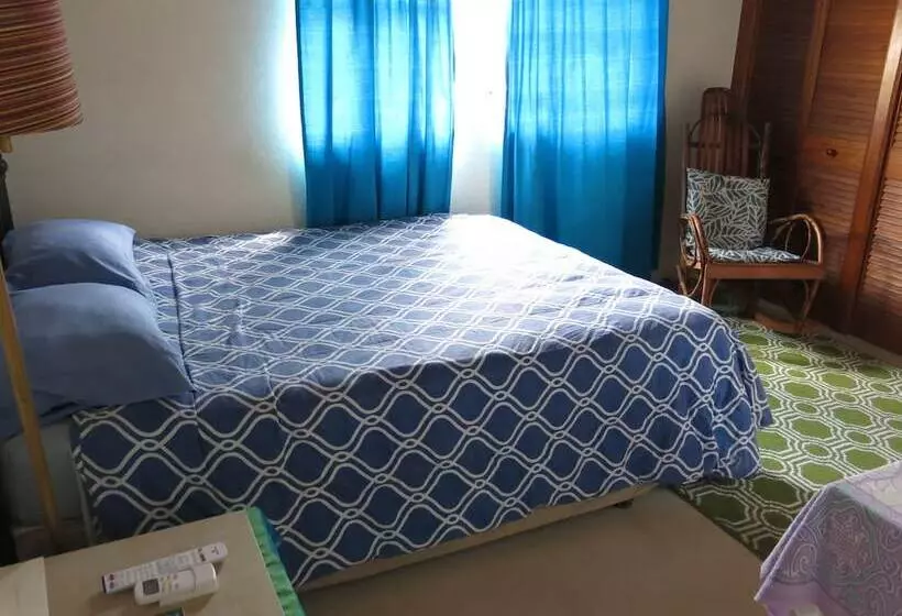 Gemini House Bed & Breakfast