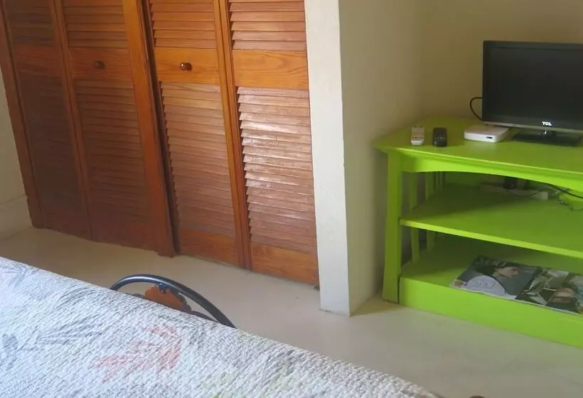 Gemini House Bed & Breakfast