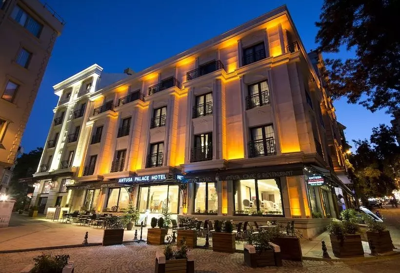 Antusa Palace Hotel & Spa