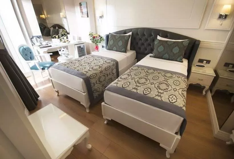 Antusa Palace Hotel & Spa