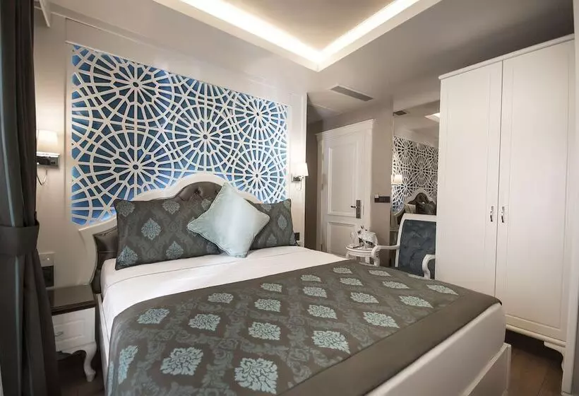 Antusa Palace Hotel & Spa