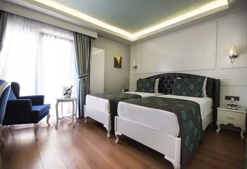 Antusa Palace Hotel & Spa