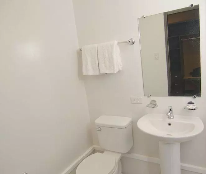 Отель Camp Holiday Resort & Recreation Area