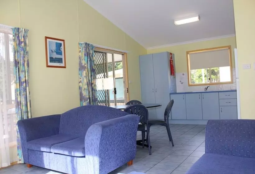 호텔 Eden Gateway Holiday Park