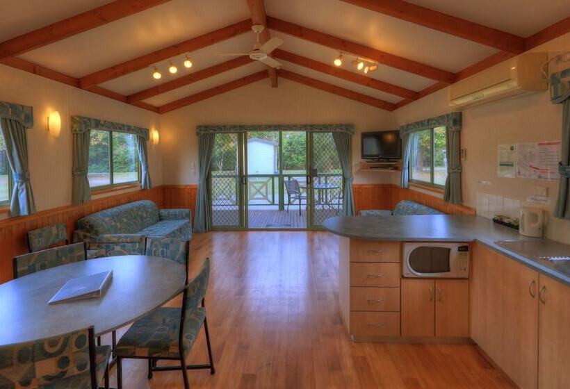 ホテル Eden Gateway Holiday Park