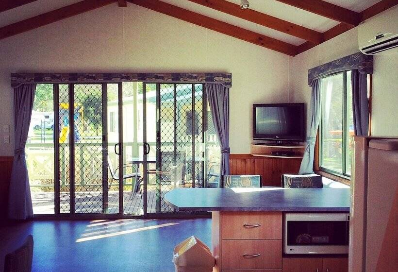 ホテル Eden Gateway Holiday Park