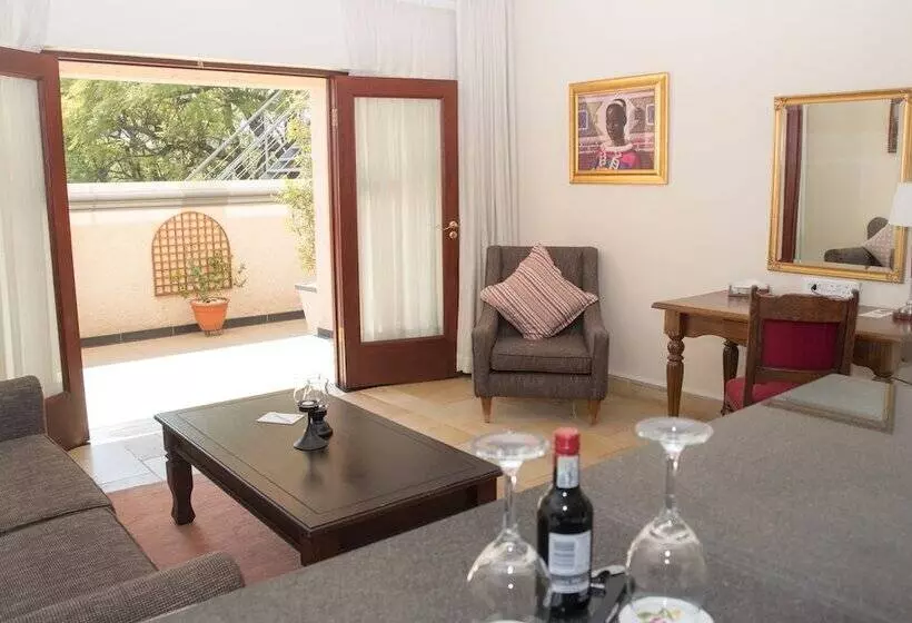 Отель Gardenia Boutique