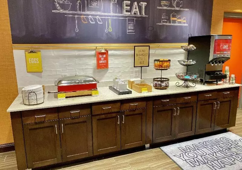 酒店 Hampton Inn & Suites Deland