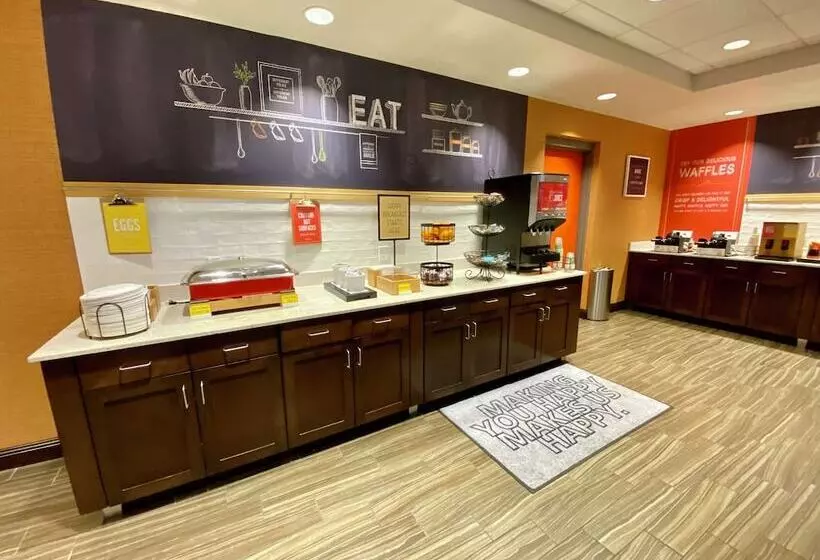 酒店 Hampton Inn & Suites Deland