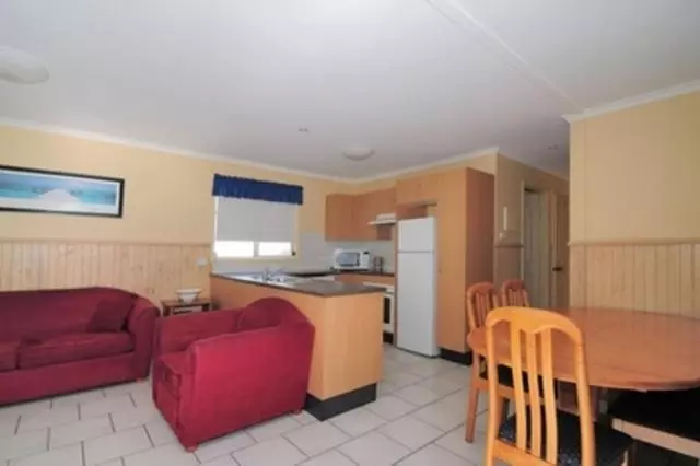 酒店 Kendalls Beach Holiday Park