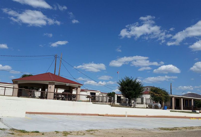 فندق Lakeview Inn & Suites