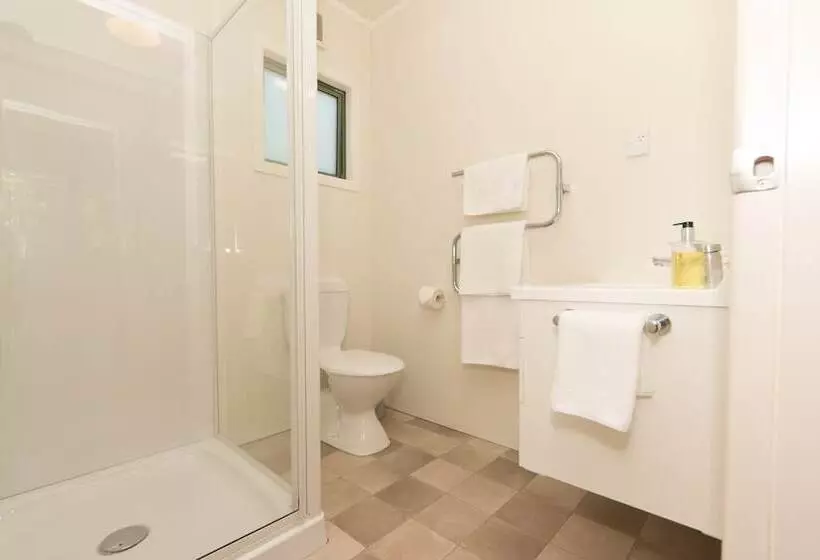 호텔 Martinborough Top 10 Holiday Park