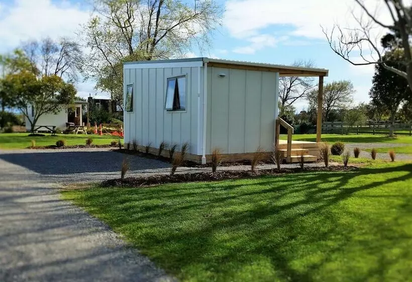 호텔 Martinborough Top 10 Holiday Park