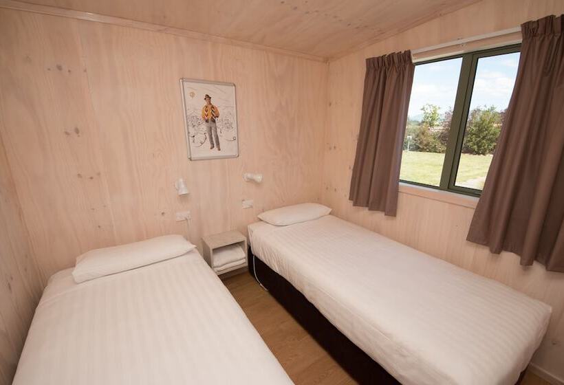 בית מלון כפרי Martinborough Top 10 Holiday Park