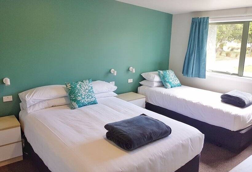 בית מלון כפרי Martinborough Top 10 Holiday Park