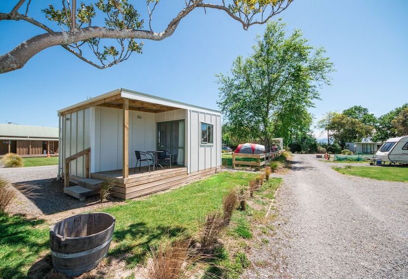 בית מלון כפרי Martinborough Top 10 Holiday Park